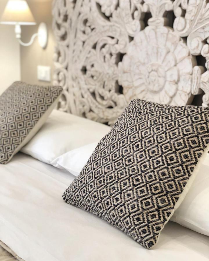 Bed & Breakfast Angolo83 Centro *